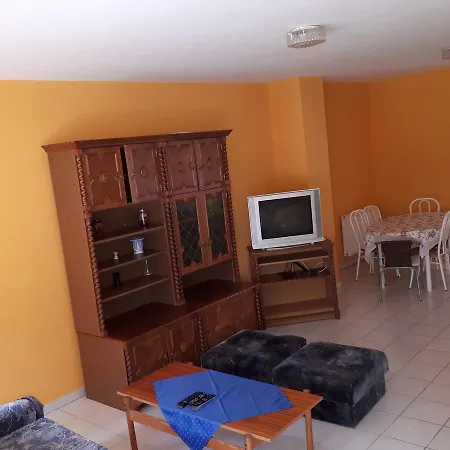 Amri Apartman Casa de Férias